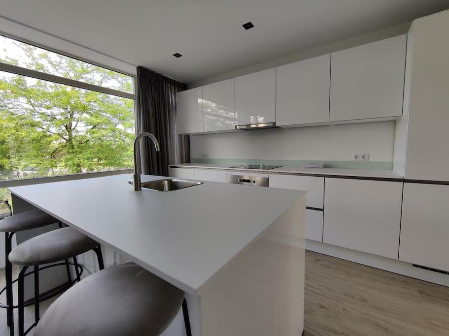 K50165 Modern Apartment Near The Center And Free Parking 에인트호번 외부 사진